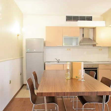 Allegra Balneo & Ξενοδοχείο Golden Sands