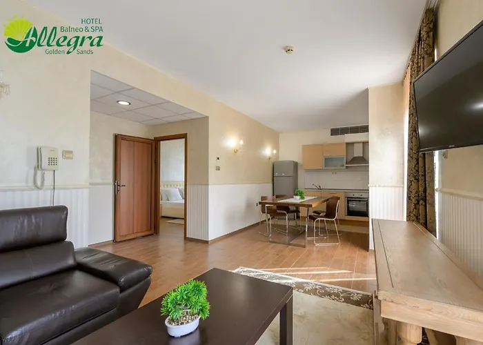 Allegra Balneo & 4* غولدن ساندز