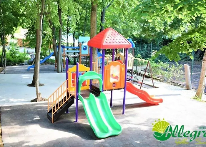 Allegra Balneo & فندق 4*