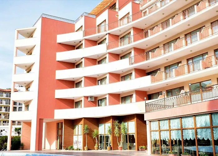 Allegra Balneo & غولدن ساندز